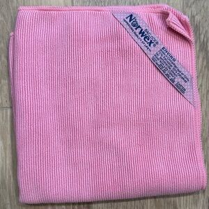 Brand new pink Norwex Envirocloth